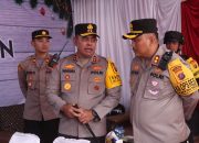 Kapolres Simalungun Dampingi Kapolda Sumut Tinjau Pos Pelayanan Operasi Lilin Toba 2024 di Parapat