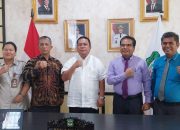 Wali Kota Pematangsiantar Wesly Silalahi SH MKn menerima kunjungan Ephorus HKI Pdt Firman Sibarani MTh