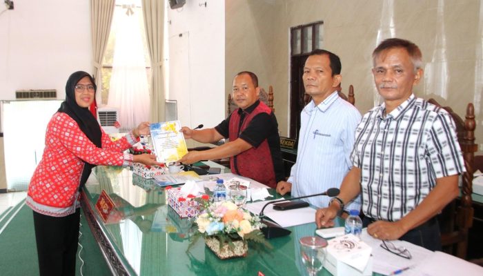 Wakil Wali Kota Pematangsiantar Herlina membacakan Nota Pengantar Keuangan Wali Kota atas Rancangan Peraturan Daerah Ranperda APBD Tahun 2026.