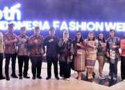 Dekranasda Simalungun Promosikan Wastra Khas Daerah di Acara BTN Indonesia Fashion Week 2026