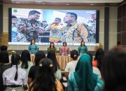 Ketua TP PKK Kota Pematangsiantar Ny Liswati Wesly Silalahi membuka kegiatan Pembinaan dan Pencegahan Narkoba bagi Anak Remaja